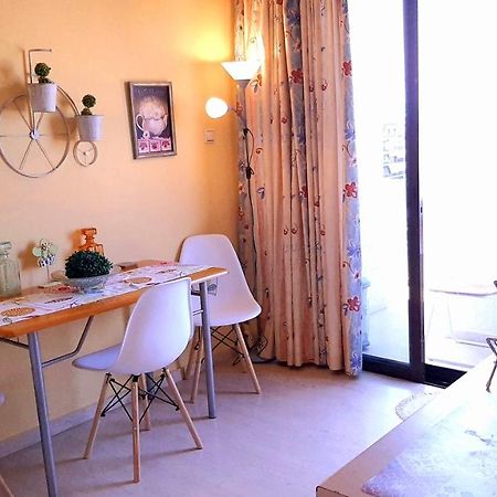 Central Square Appartment With Panoramic View Каламата Экстерьер фото